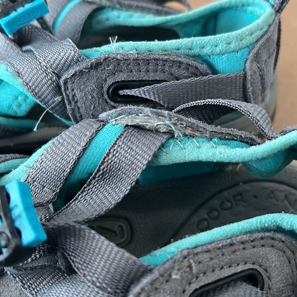 KEEN Whisper Sandal size 7 - Picture 6 of 10